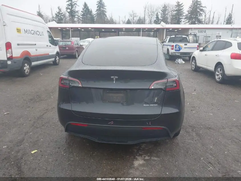 2024 TESLA MODEL Y LONG RANGE DUAL MOTOR ALL-WHEEL DRIVE