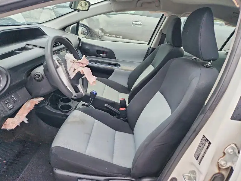 2013 TOYOTA PRIUS C THREE  