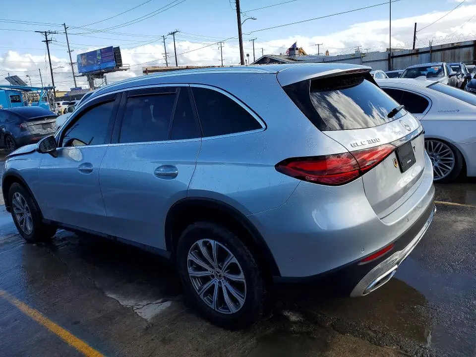 2023 MERCEDES-BENZ GLC 300 4MATIC  