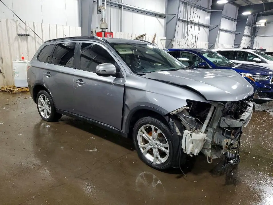 2015 MITSUBISHI OUTLANDER SE  