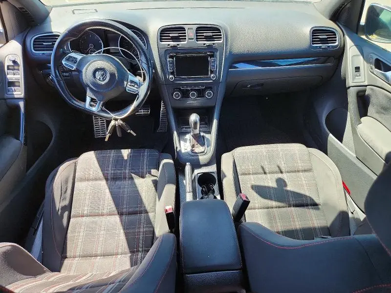 2012 VOLKSWAGEN GTI   