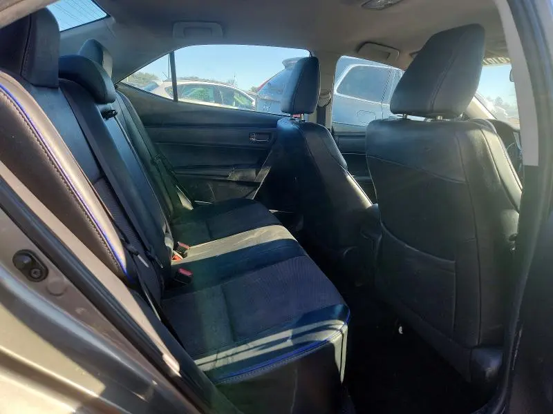 2017 TOYOTA COROLLA SE  