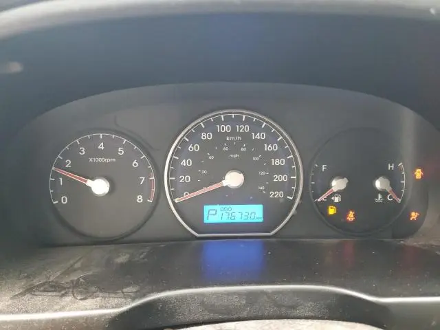 2010 HYUNDAI SANTA FE GLS  