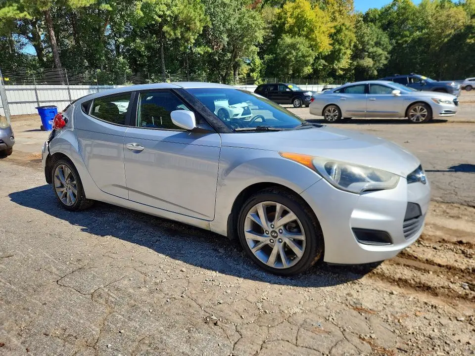 2016 HYUNDAI VELOSTER BASE  