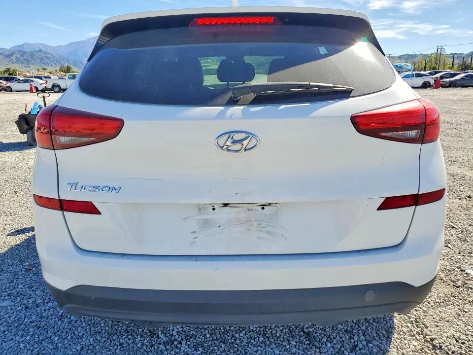 2019 HYUNDAI TUCSON SE  