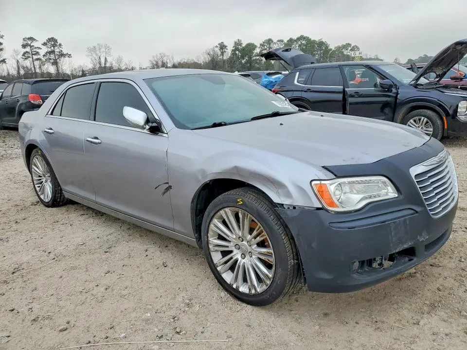 2014 CHRYSLER 300C   