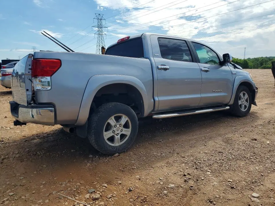 2013 TOYOTA TUNDRA CREWMAX SR5  