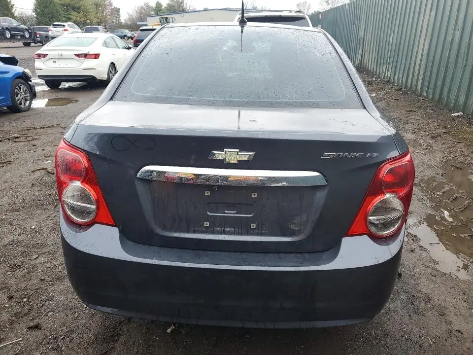 2012 CHEVROLET SONIC LT  