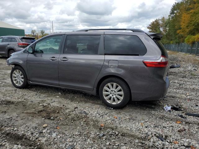 2015 TOYOTA SIENNA XLE