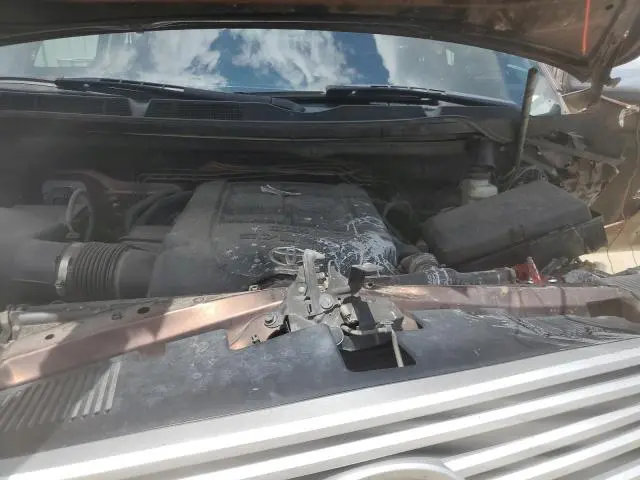 2015 TOYOTA TUNDRA CREWMAX LIMITED  