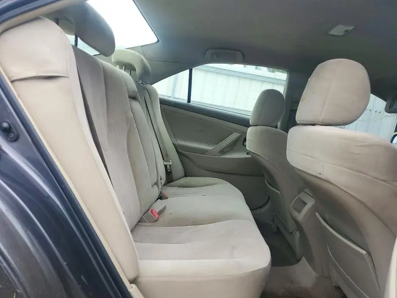 2011 TOYOTA CAMRY LE  