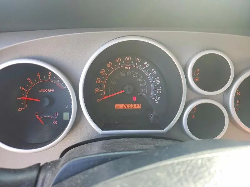 2011 TOYOTA TUNDRA CREWMAX SR5  