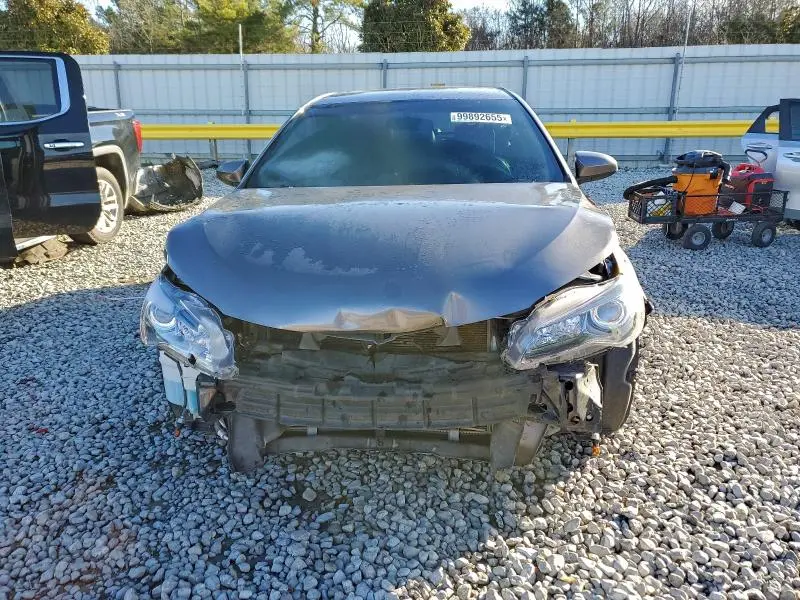 2015 TOYOTA CAMRY LE  