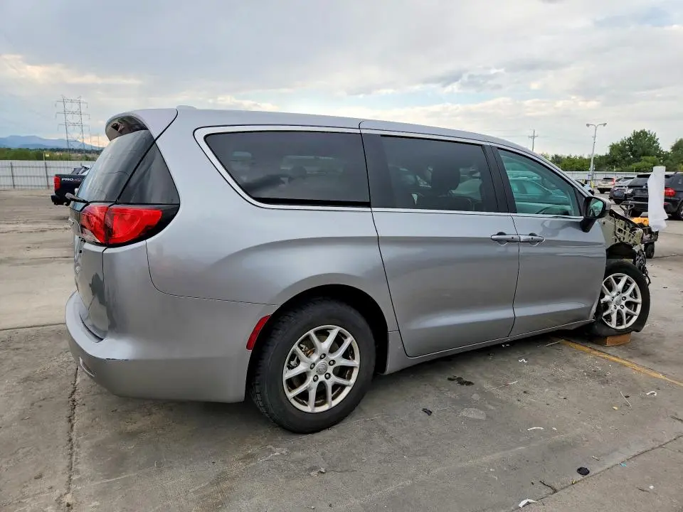 2017 CHRYSLER PACIFICA TOURING  