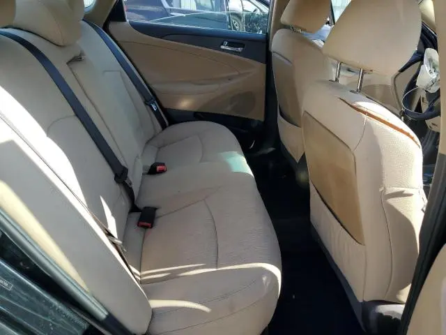 2012 HYUNDAI SONATA GLS  