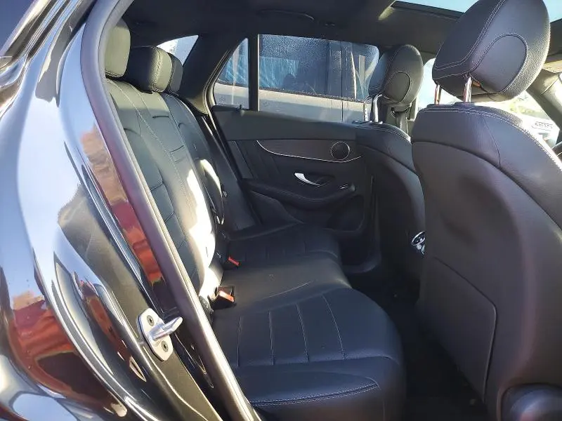 2022 MERCEDES-BENZ GLC 300 4MATIC  