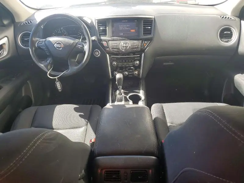 2017 NISSAN PATHFINDER SV  