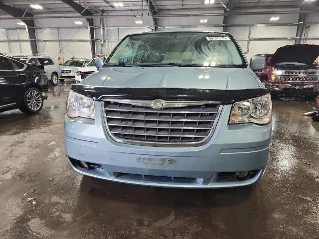 2010 CHRYSLER TOWN & COUNTRY TOURING  