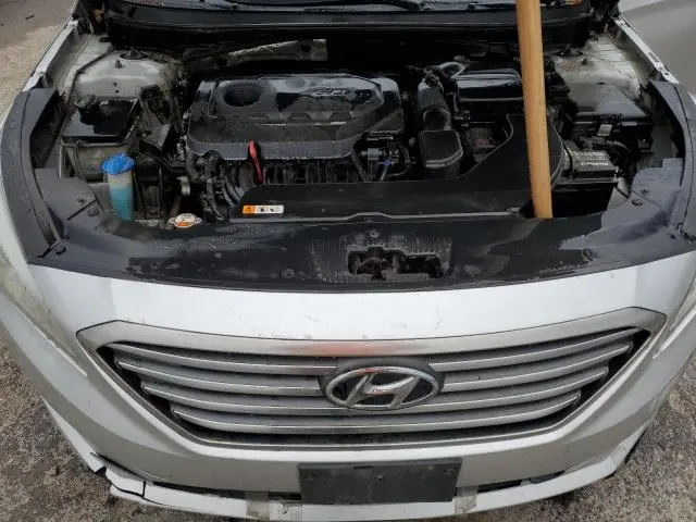 2017 HYUNDAI SONATA SE  