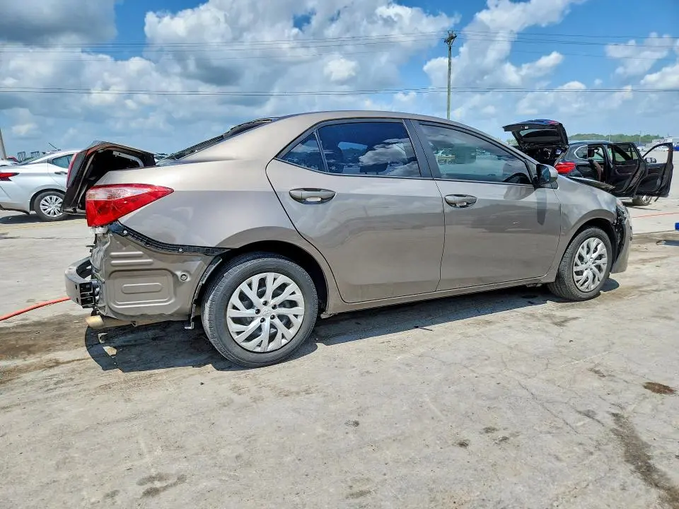 2019 TOYOTA COROLLA LE  