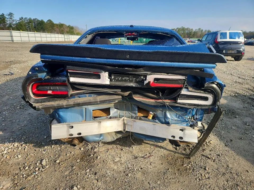 2022 DODGE CHALLENGER SXT  