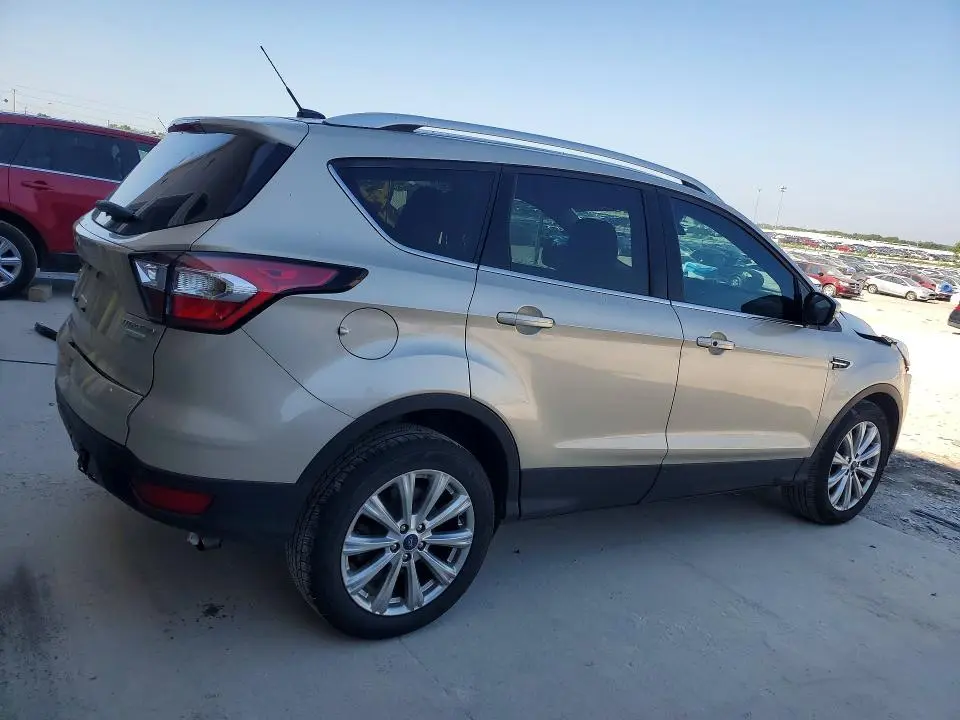 2017 FORD ESCAPE TITANIUM  