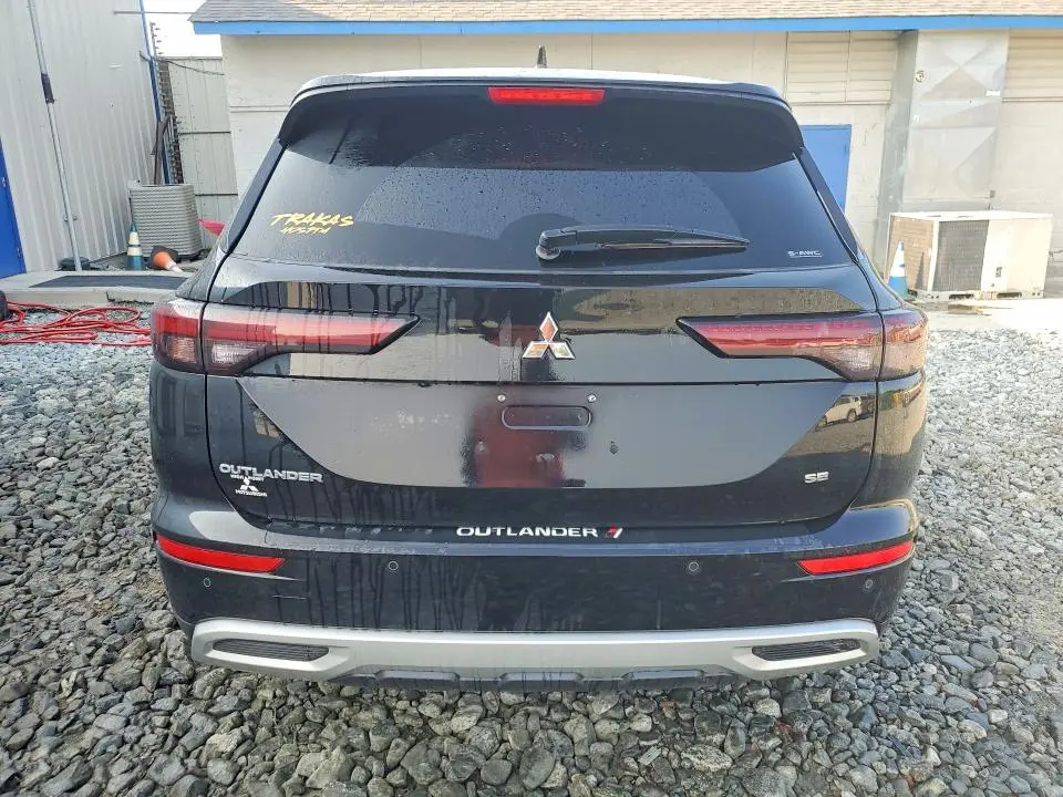 2022 MITSUBISHI OUTLANDER SE  