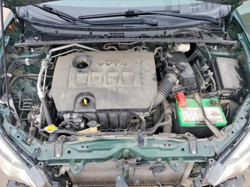 2014 TOYOTA COROLLA LE PLUS  