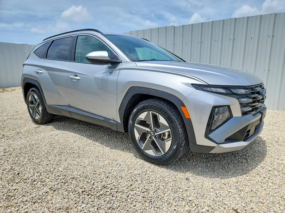 2025 HYUNDAI TUCSON SEL  