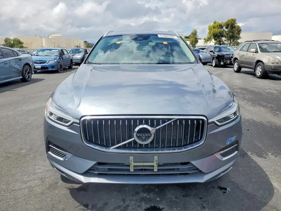 2020 VOLVO XC60 T8 INSCRIPTION  