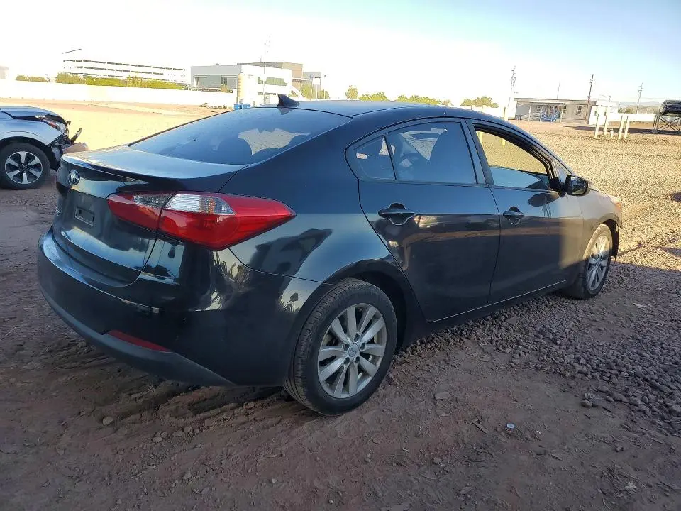 2016 KIA FORTE LX  