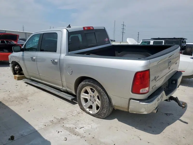 2017 RAM 1500 SLT  