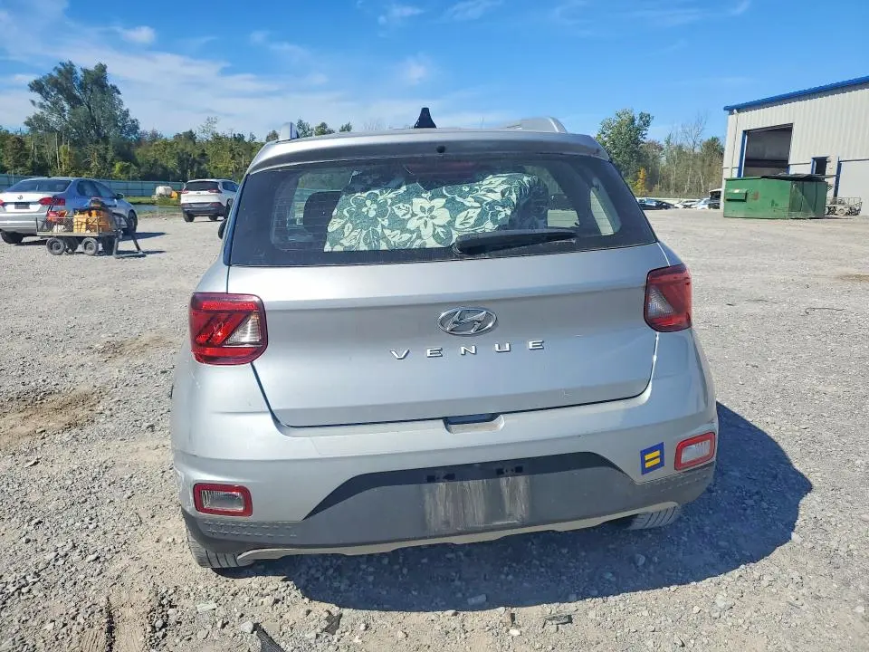 2022 HYUNDAI VENUE SEL  