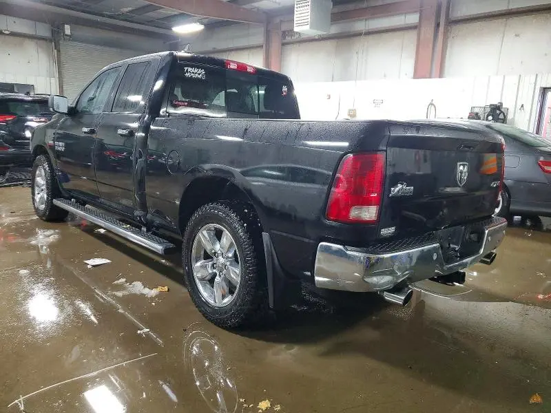 2015 RAM 1500 SLT  