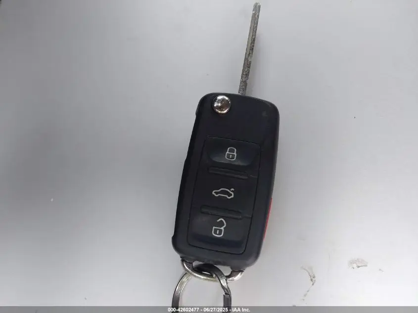 2016 VOLKSWAGEN PASSAT 1.8T SE