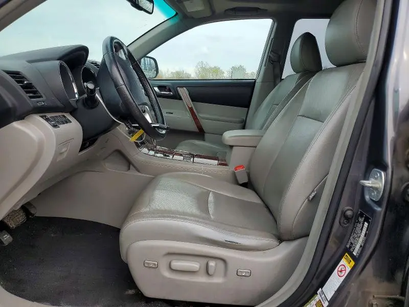 2012 TOYOTA HIGHLANDER LIMITED  