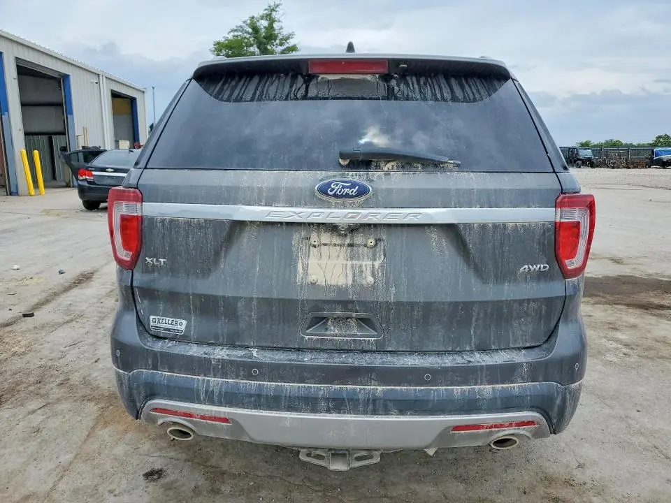 2017 FORD EXPLORER XLT  