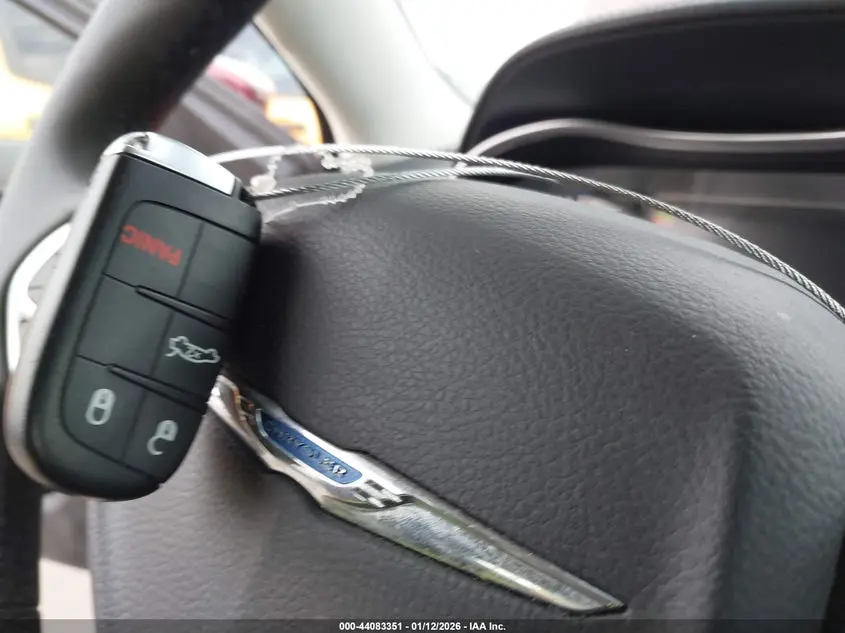 2023 CHRYSLER 300 TOURING