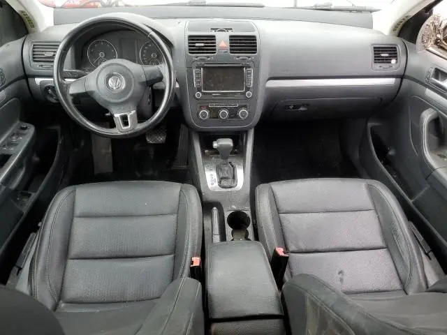 2010 VOLKSWAGEN JETTA LIMITED  