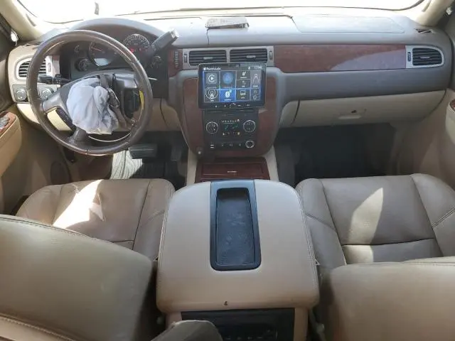 2010 CHEVROLET AVALANCHE LTZ  