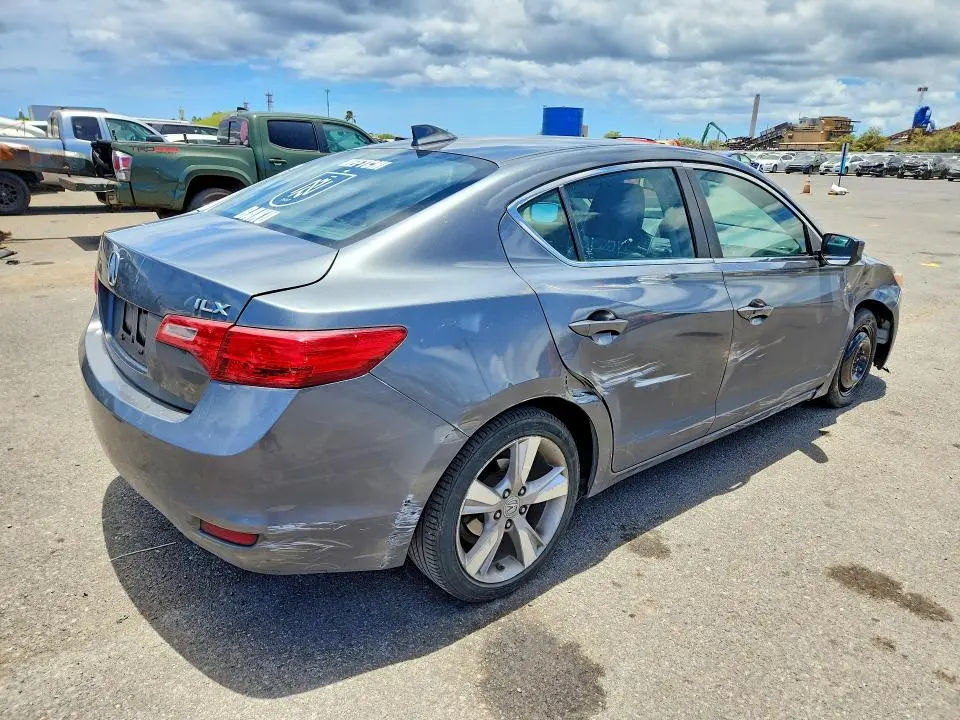 2013 ACURA ILX 20 PREMIUM  