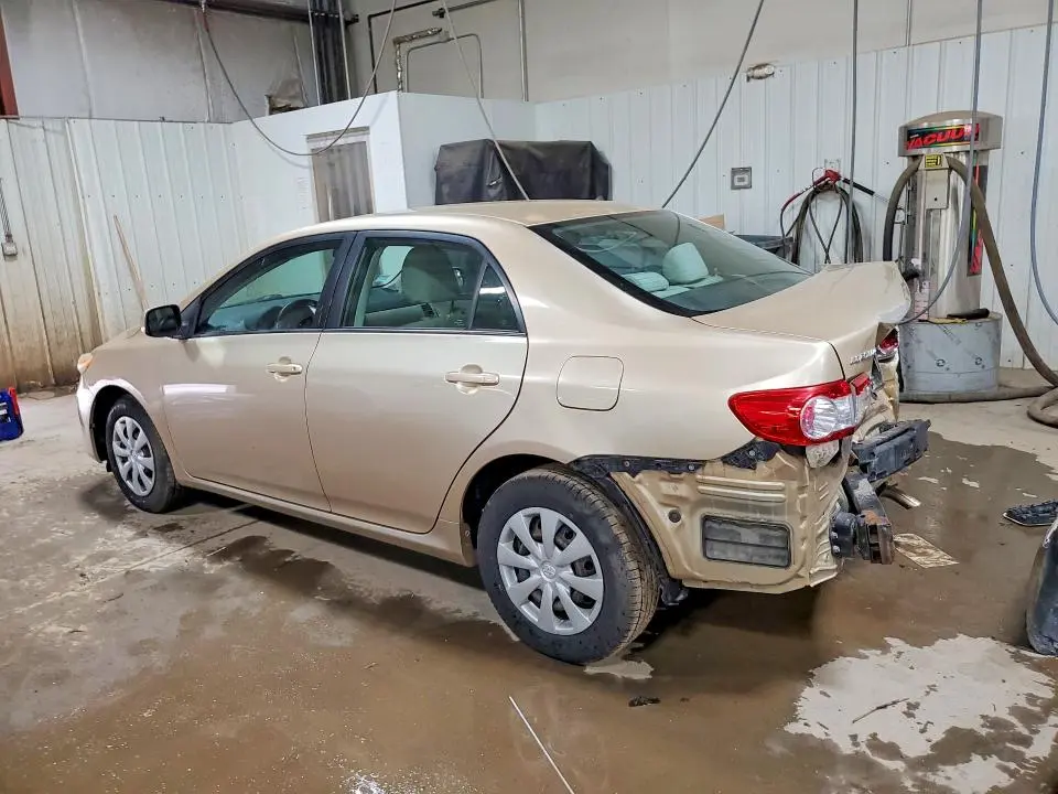 2011 TOYOTA COROLLA LE  