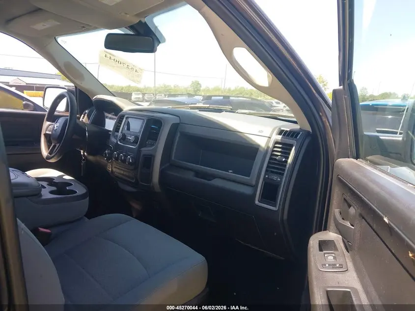 2019 RAM 1500 CLASSIC TRADESMAN  4X4 5'7 BOX