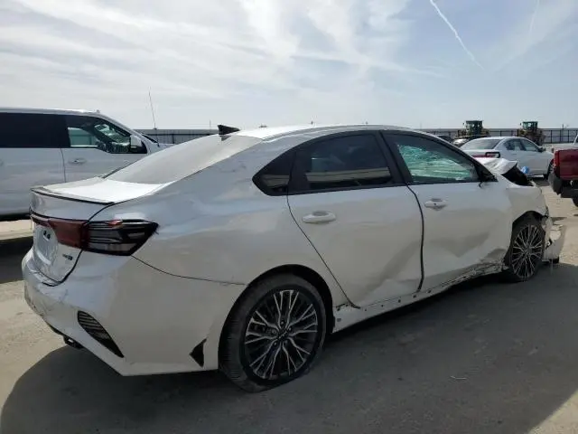2024 KIA FORTE GT LINE  