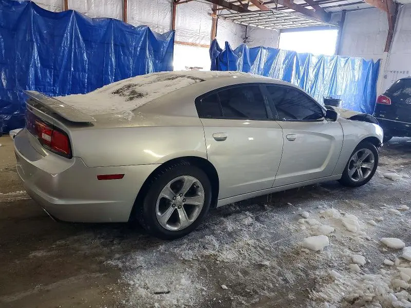 2012 DODGE CHARGER SE  