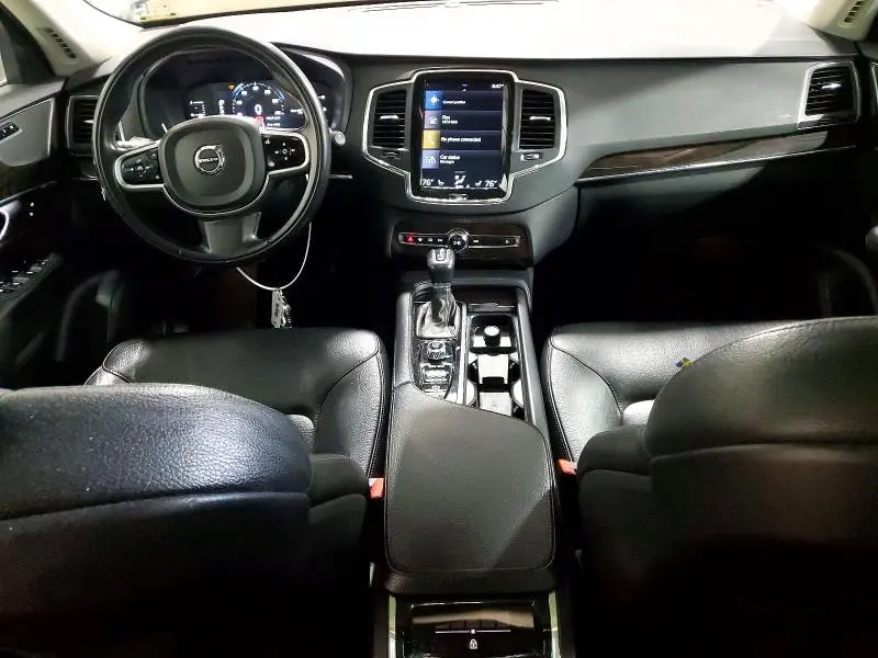 2018 VOLVO XC90 T5  