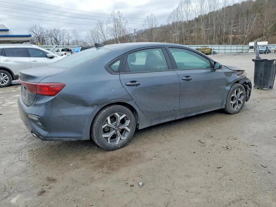 2021 KIA FORTE FE  