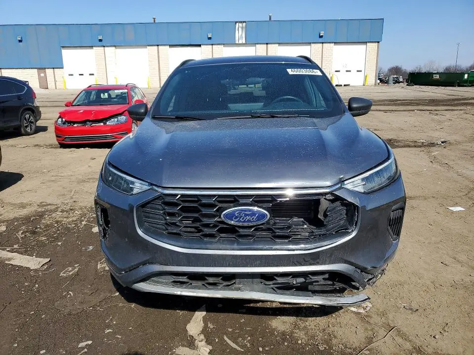 2024 FORD ESCAPE ST LINE  
