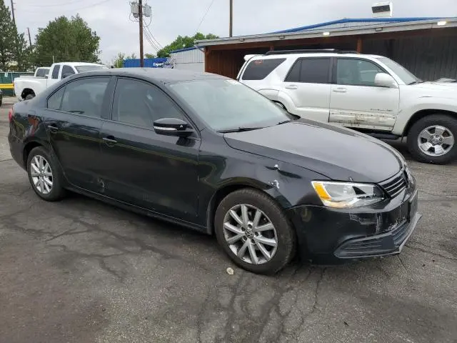 2012 VOLKSWAGEN JETTA SE  