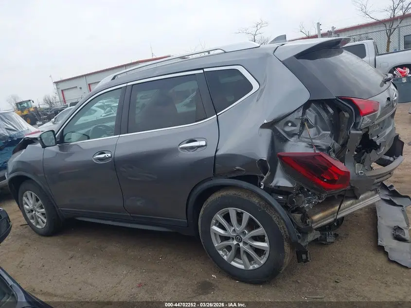 2018 NISSAN ROGUE SV